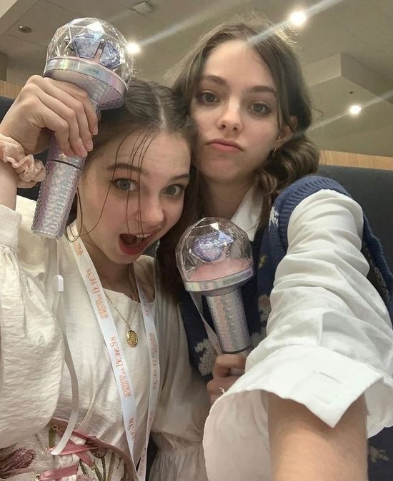 Thread image
